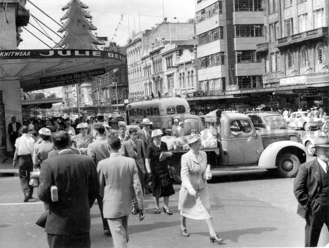 Queen St. Auckland 1950